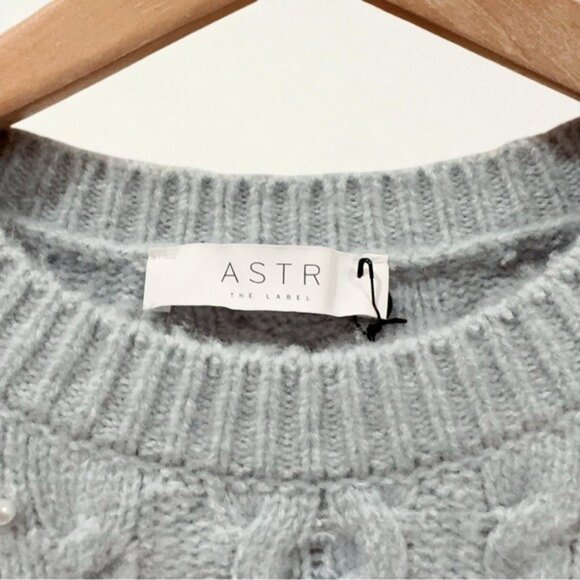 NWT ASTR Koami Pearl Embellished Cable Knit Short Sleeve Sweater Dusty Blue - Picture 4 of 5